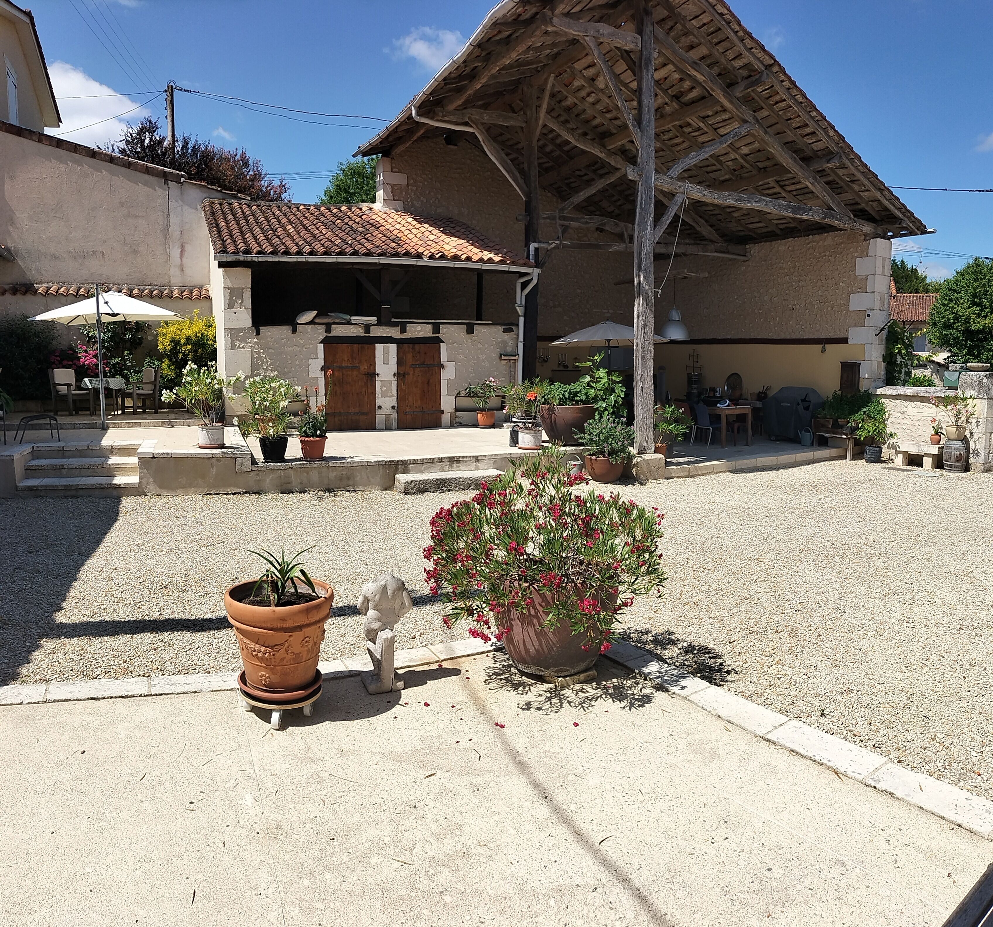 Enceinte de l’hébergement