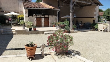 Enceinte de lâhĂ©bergement