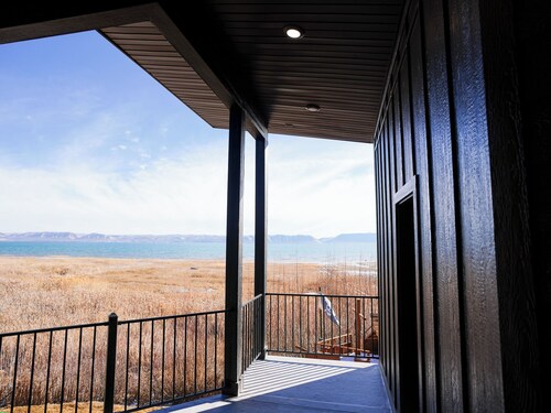 Caribbean Cove at Bear Lake (Sleeps 14) Lakefront
