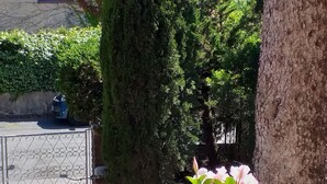 Property grounds - Apartment 3 minutes' walk from Fournas beach (Saint-Raphaël)
