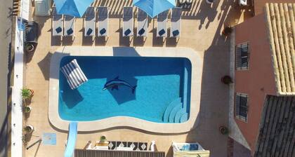 Luxury family villa with private saltwater pool & casita near Alicante