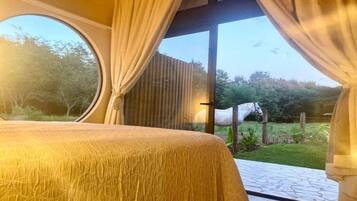 Fer et planche à repasser, Wi-Fi, draps fournis