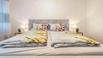 1 bedroom, soundproofing, WiFi, bed sheets