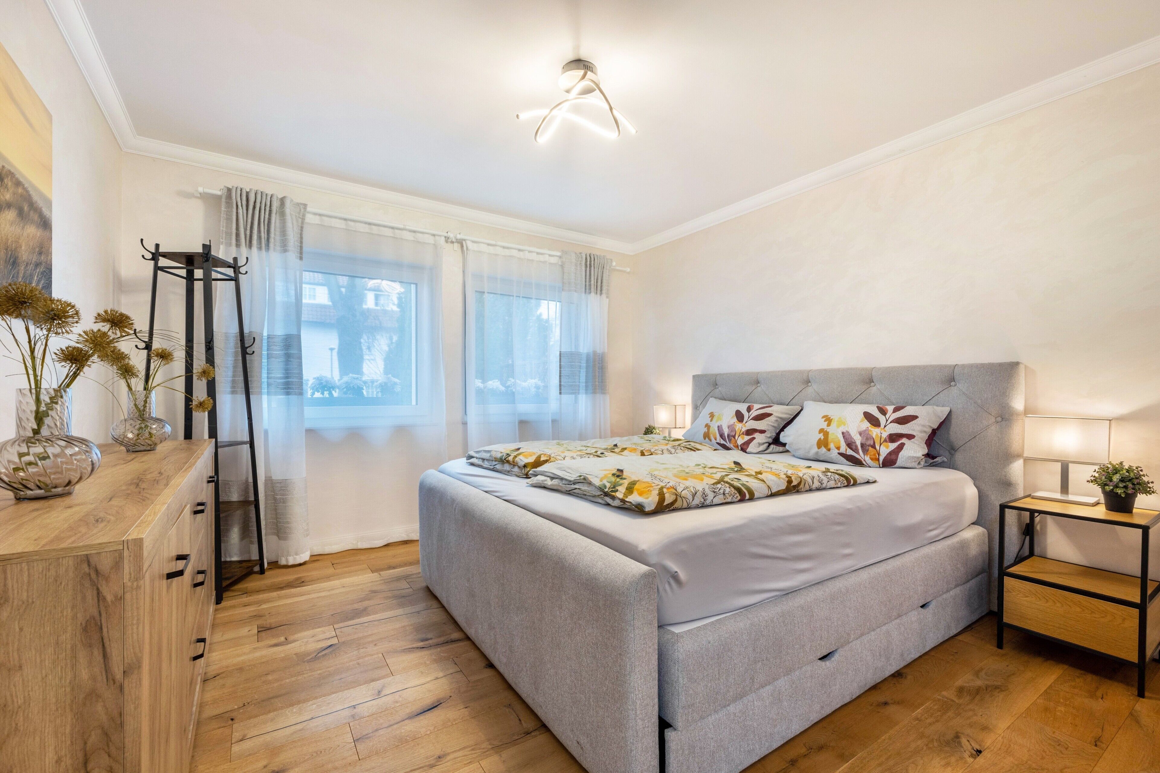 1 bedroom, soundproofing, WiFi, bed sheets