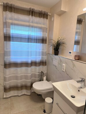 Bruser, hårtørrer, håndklæder