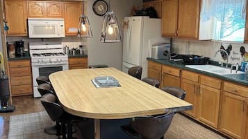 Microwave, oven, stovetop