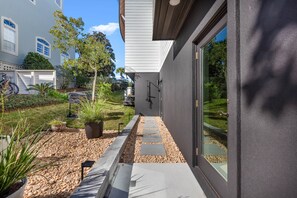 Exterior detail - Kate's House (GuestHouse) (Walton County)