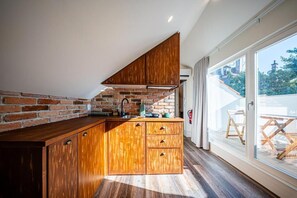 Private kitchen - Celtic Lodge (Viseu)