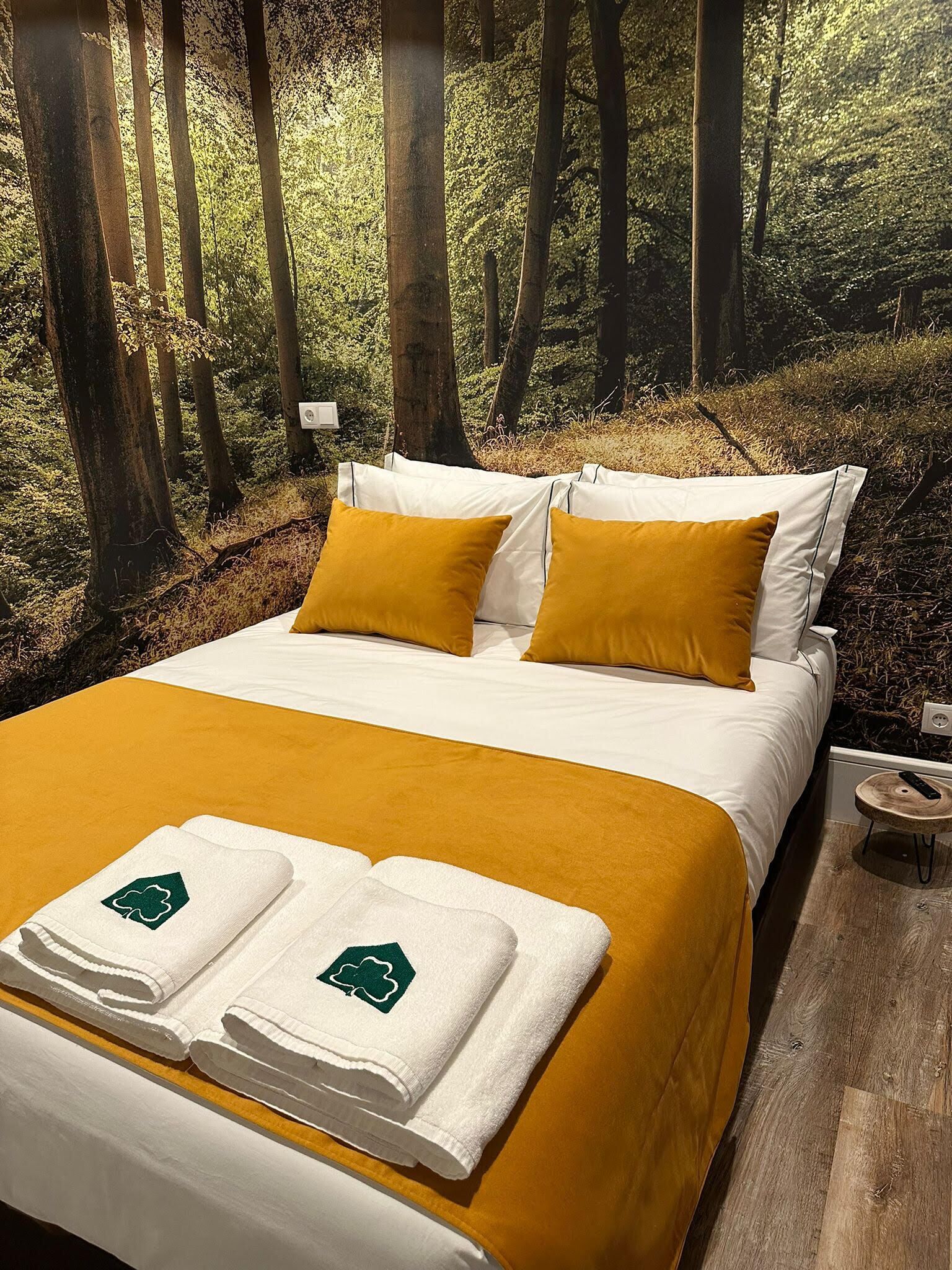 Double Room, Garden View | Iron/ironing board, free WiFi