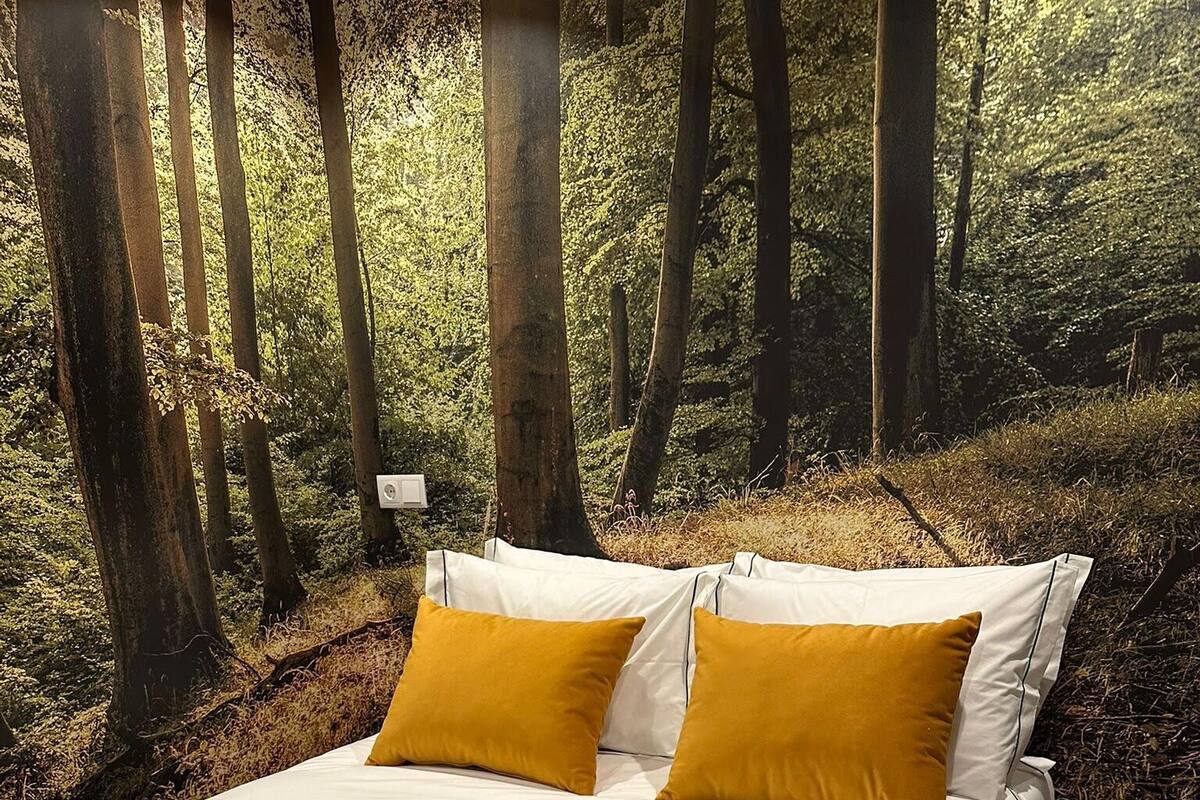 Double Room, Garden View | Iron/ironing board, free WiFi