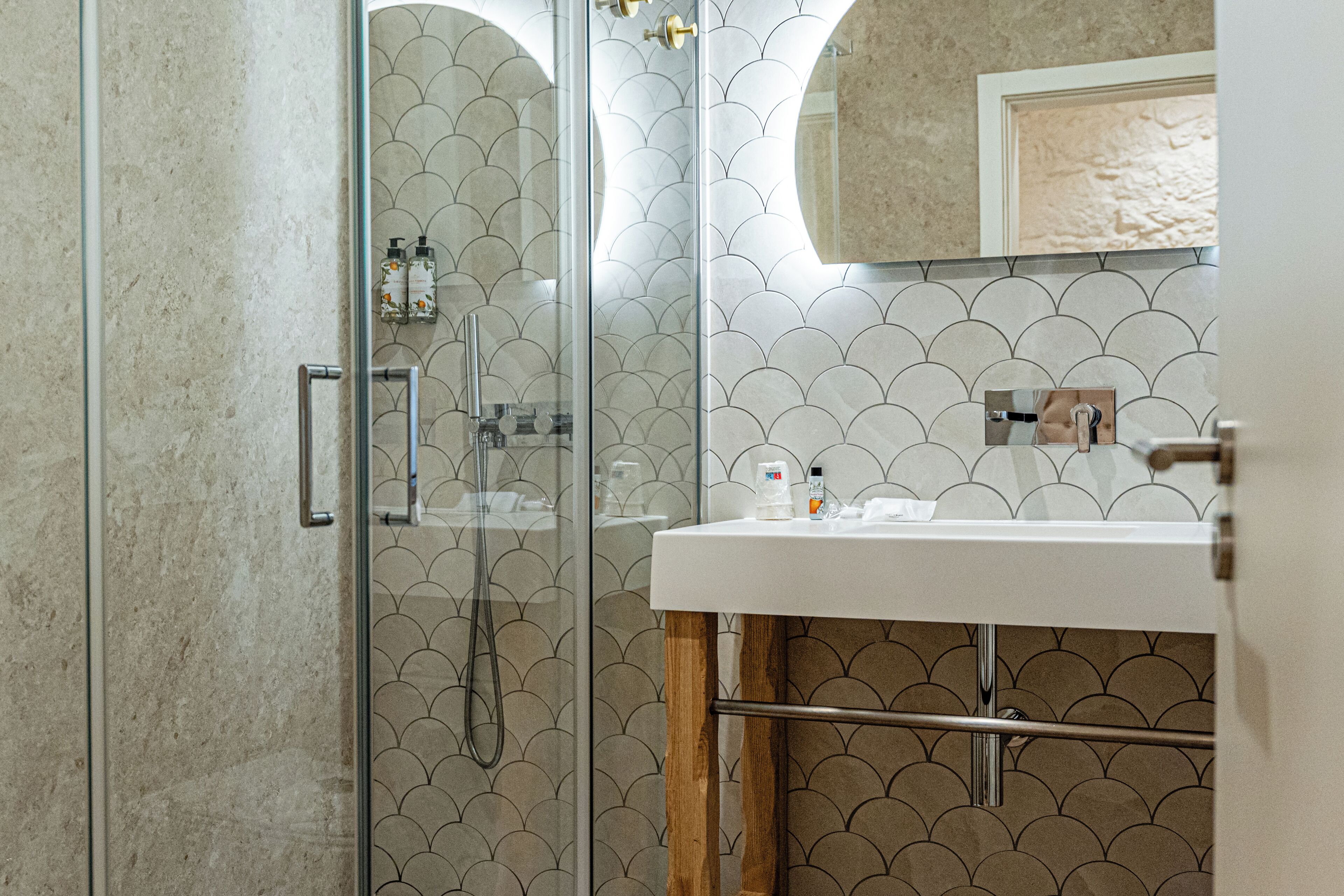 Doppelzimmer, Gartenblick | Badezimmer | Haartrockner, Handtücher, Shampoo, Toilettenpapier