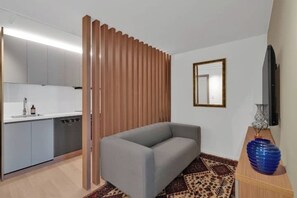 Living area - Modern city center apartment with sunny balcony (Oslo)