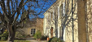 Exterior - MAISON BONHEUR authenticity and breathtaking view Mont Ventoux,  10 pers. max (Visan)