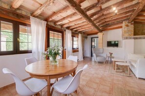Dining - Bodasuite - Agroturismo Zenara (AG/6) (Manacor)