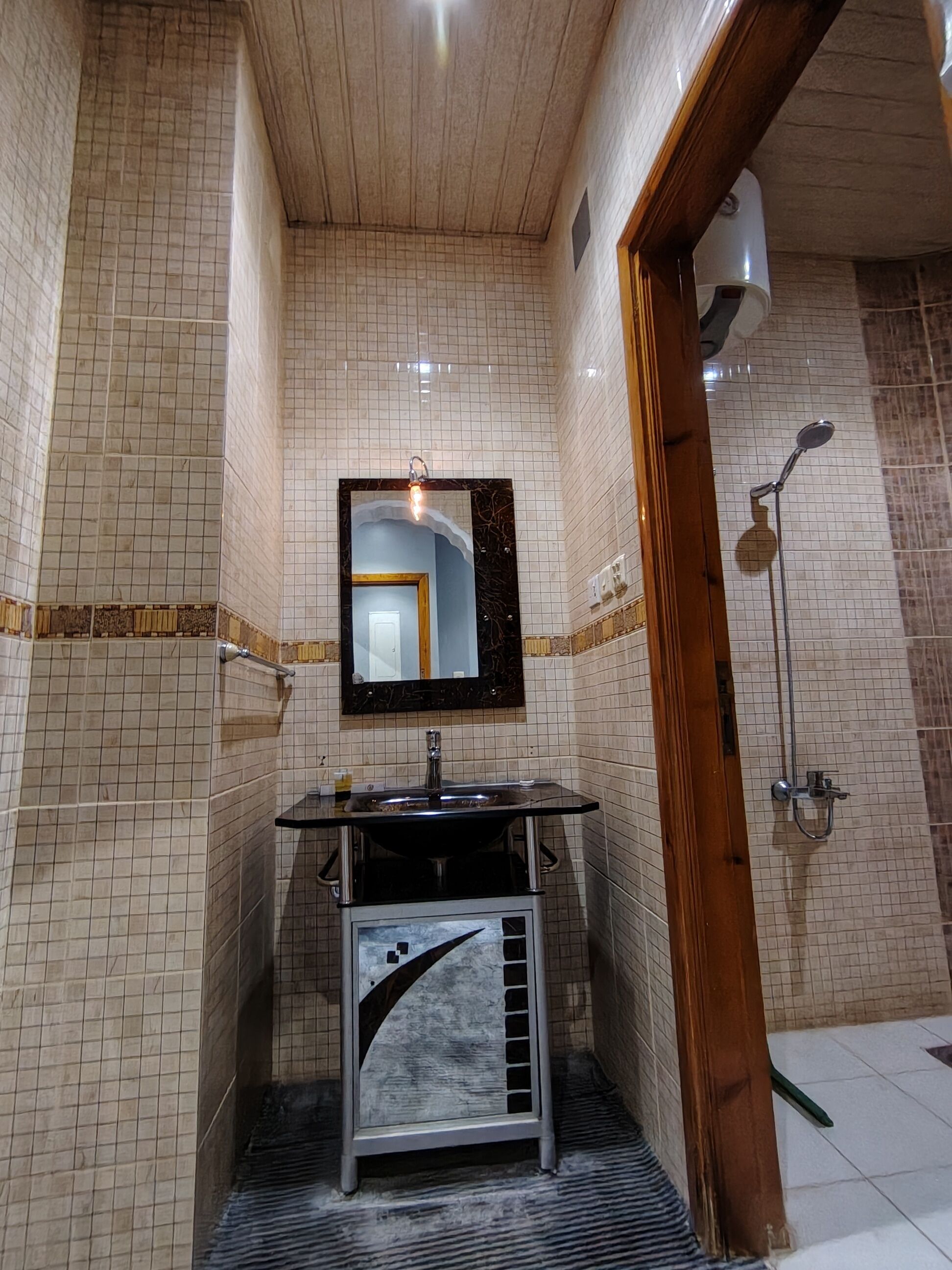 Studio | Bathroom | Slippers