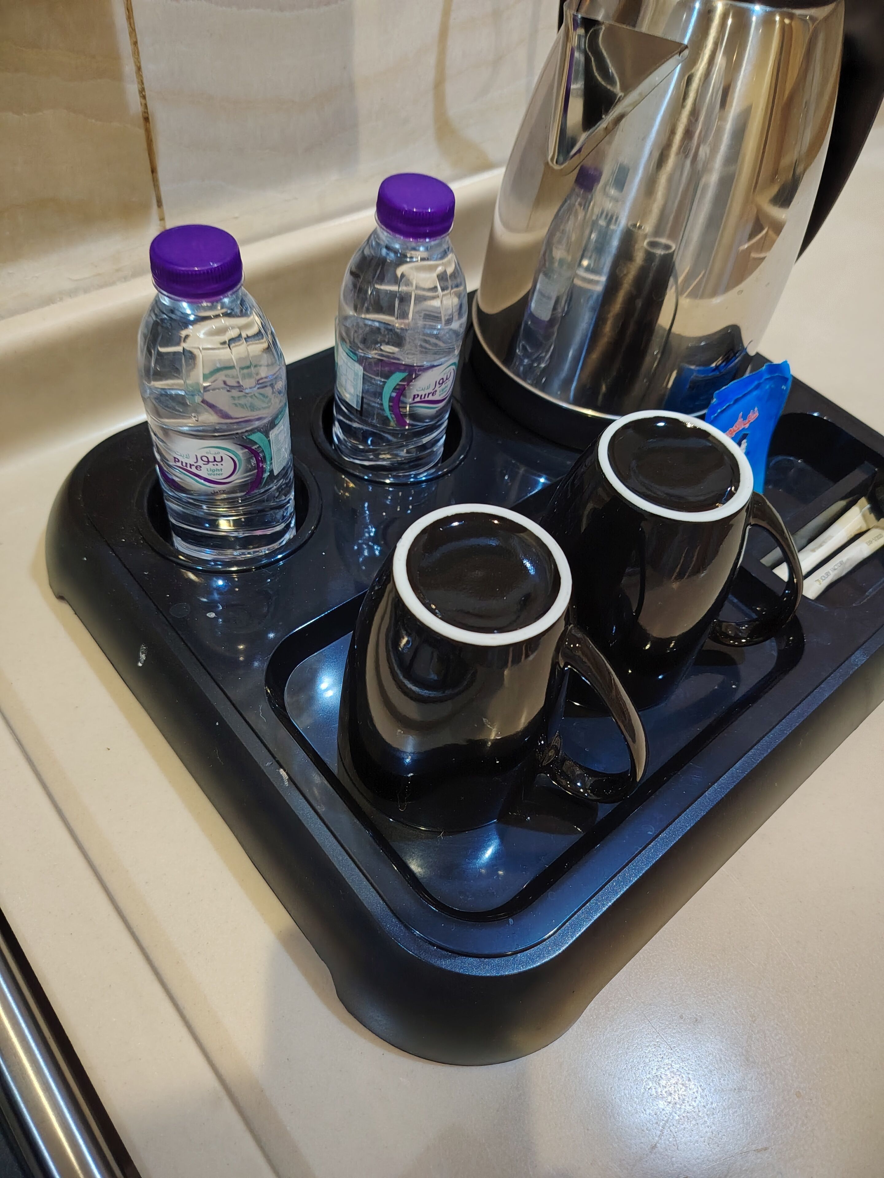 Perhesviitti, kaupunkinäköala | Kahvia ja/tai kahvinkeitin