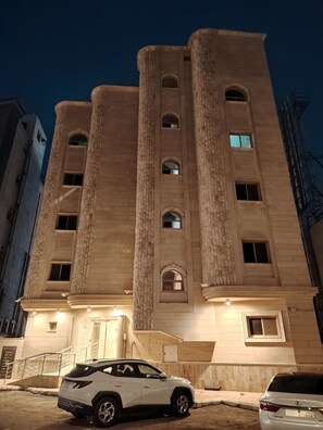 Exterior - AZHAAR Suites Furnished Apartments (Madinah)