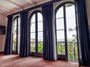 Free WiFi - Maison Twenty Seven (Santa Monica)