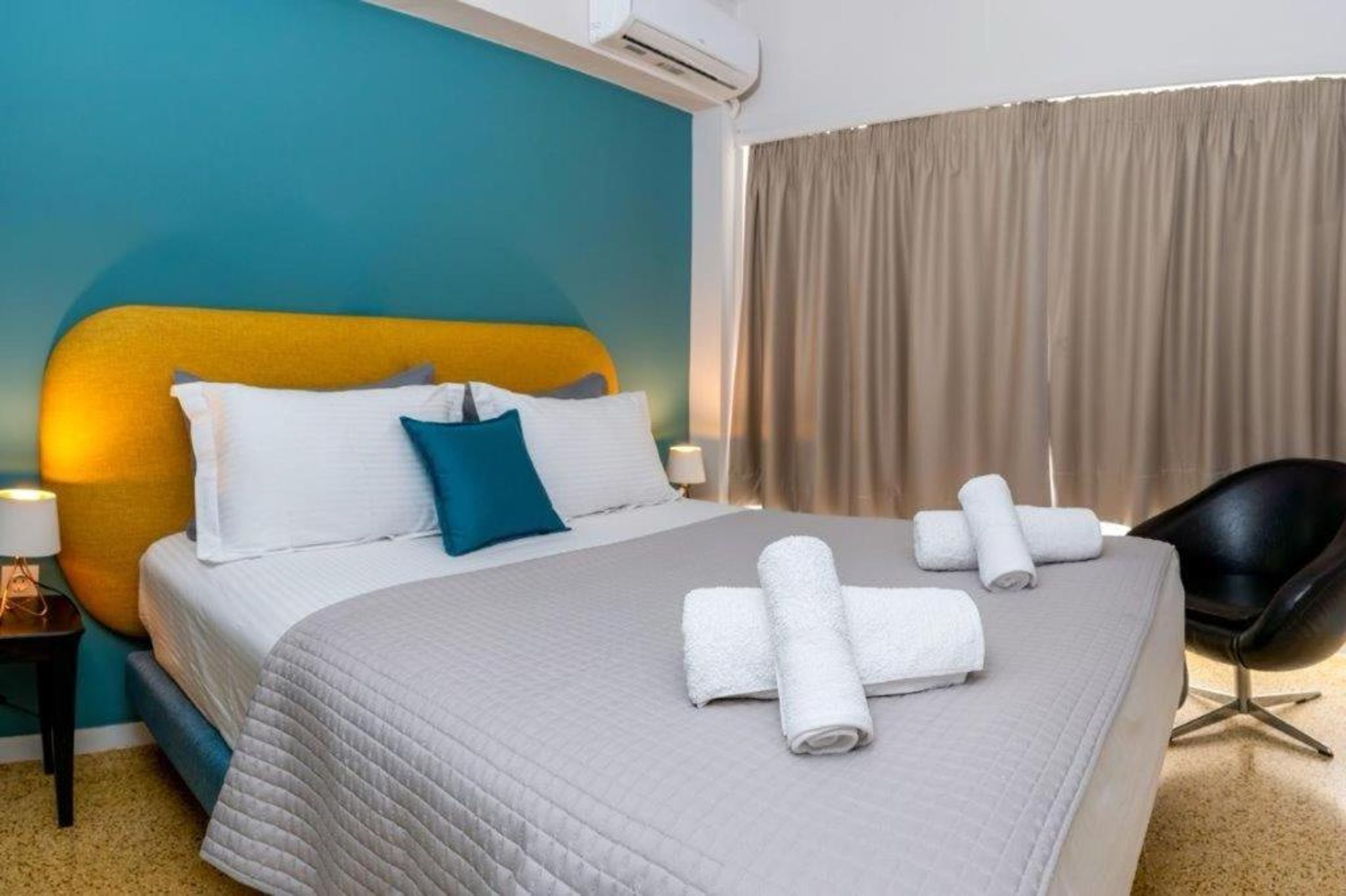 Desk, iron/ironing board, travel cot, free WiFi