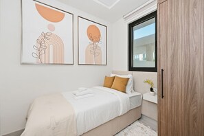 Iron/ironing board, WiFi, bed sheets - Modern Luxe 4BR Oasis | Peaceful Views (Dubai)
