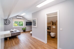 2 Schlafzimmer, Bügeleisen/Bügelbrett, kostenloses WLAN, Bettwäsche