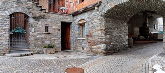Casa Gardenia Apartment with Mountain View, Private Terrace and Wi-Fi