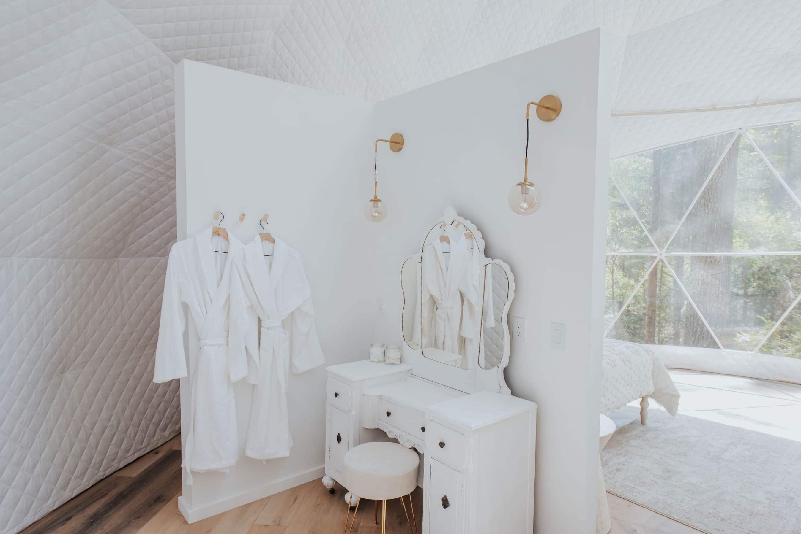 Dusche, Haartrockner, Bidet, Handtücher