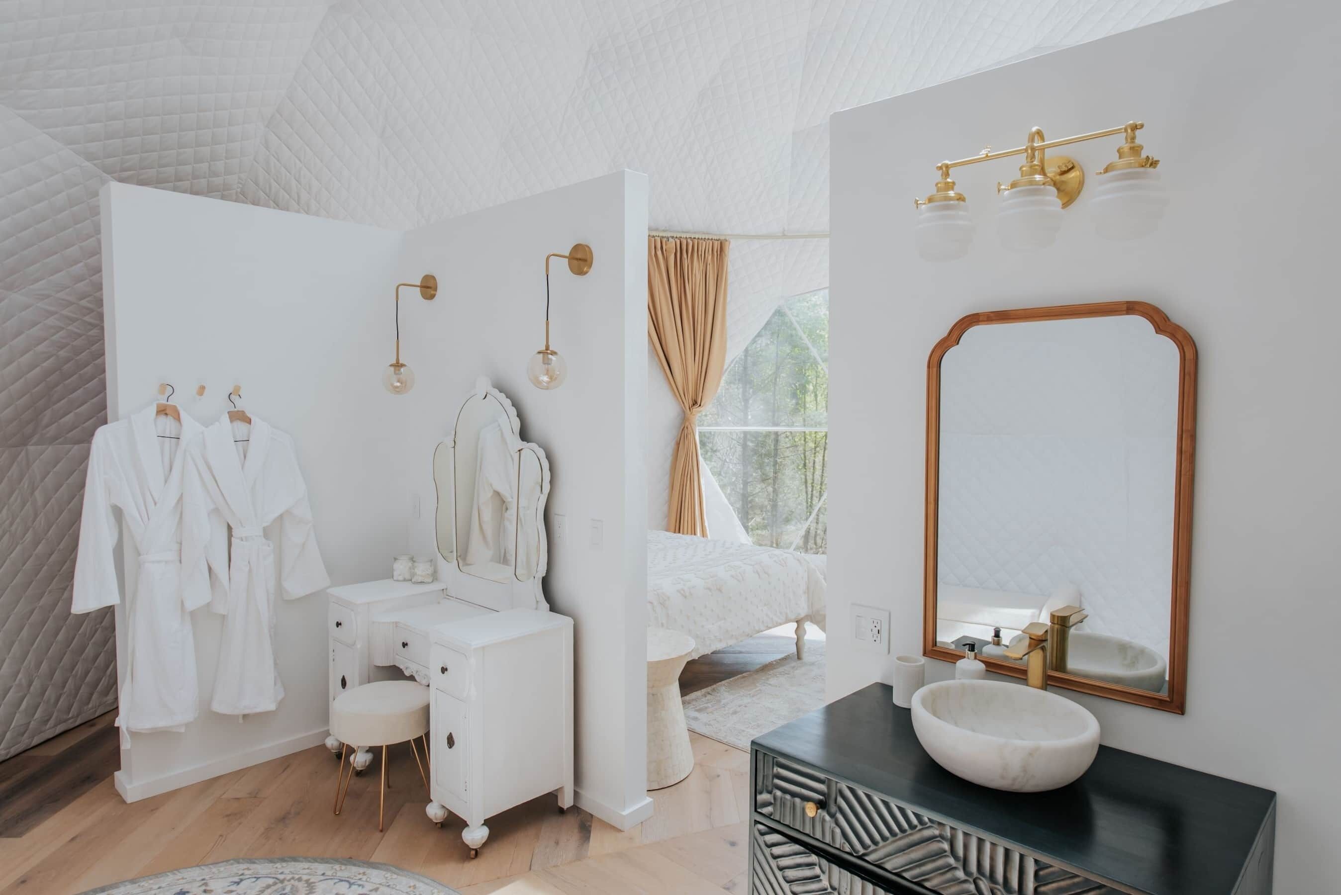 1 室のベッドルーム、WiFi、ベッドシーツ