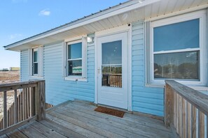 Exterior detail - Gulf Shores Dog Friendly | Sleeps 11 + Golf Cart (Gulf Shores)