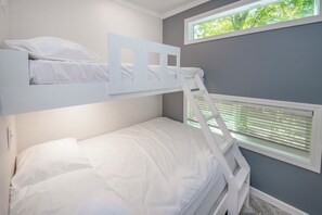Casa, 2 habitaciones | Wifi gratis y ropa de cama