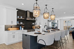 Fridge, microwave, oven, stovetop - Elegant New Build, Private Pool, Pet Friendly, Sugar Sands Community (Mexico Beach)