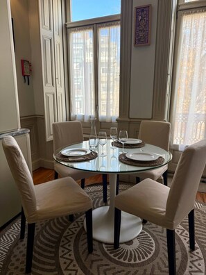 Dining - Alegria Vintage Apartments - Porto (Porto)