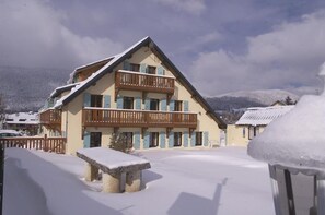 Exterior - Hôtel Restaurant Les Tilleuls (AUTRANS-MEAUDRE en VERCORS)