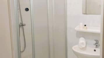 Economy Room, Balcony | Bathroom