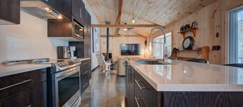 Spa by Lake Edja | Chalet Yellow Mellow