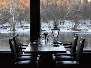 Dining - Black Bass Hotel (Lumberville)