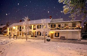 Exterior - Black Bass Hotel (Lumberville)