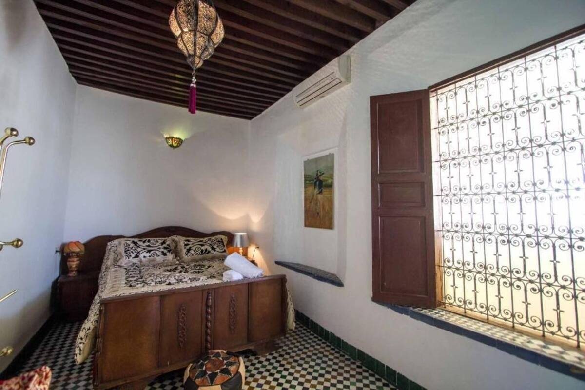 Deluxe Triple Room | In-room safe, laptop workspace, iron/ironing board, free WiFi