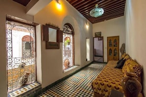 Familien-Suite, Blick auf den Innenhof | Innenbereich
