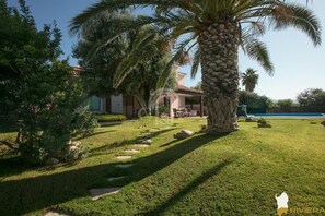 Property grounds - Villa del mar (Quartu Sant'Elena)