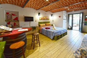 Una cassaforte in camera, ferro/asse da stiro, Wi-Fi gratuito