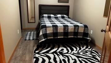 Fer et planche Ă repasser, Wi-Fi, draps fournis