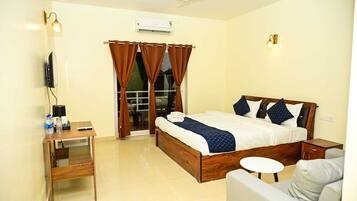 Deluxe Double Room, Garden View | Free WiFi