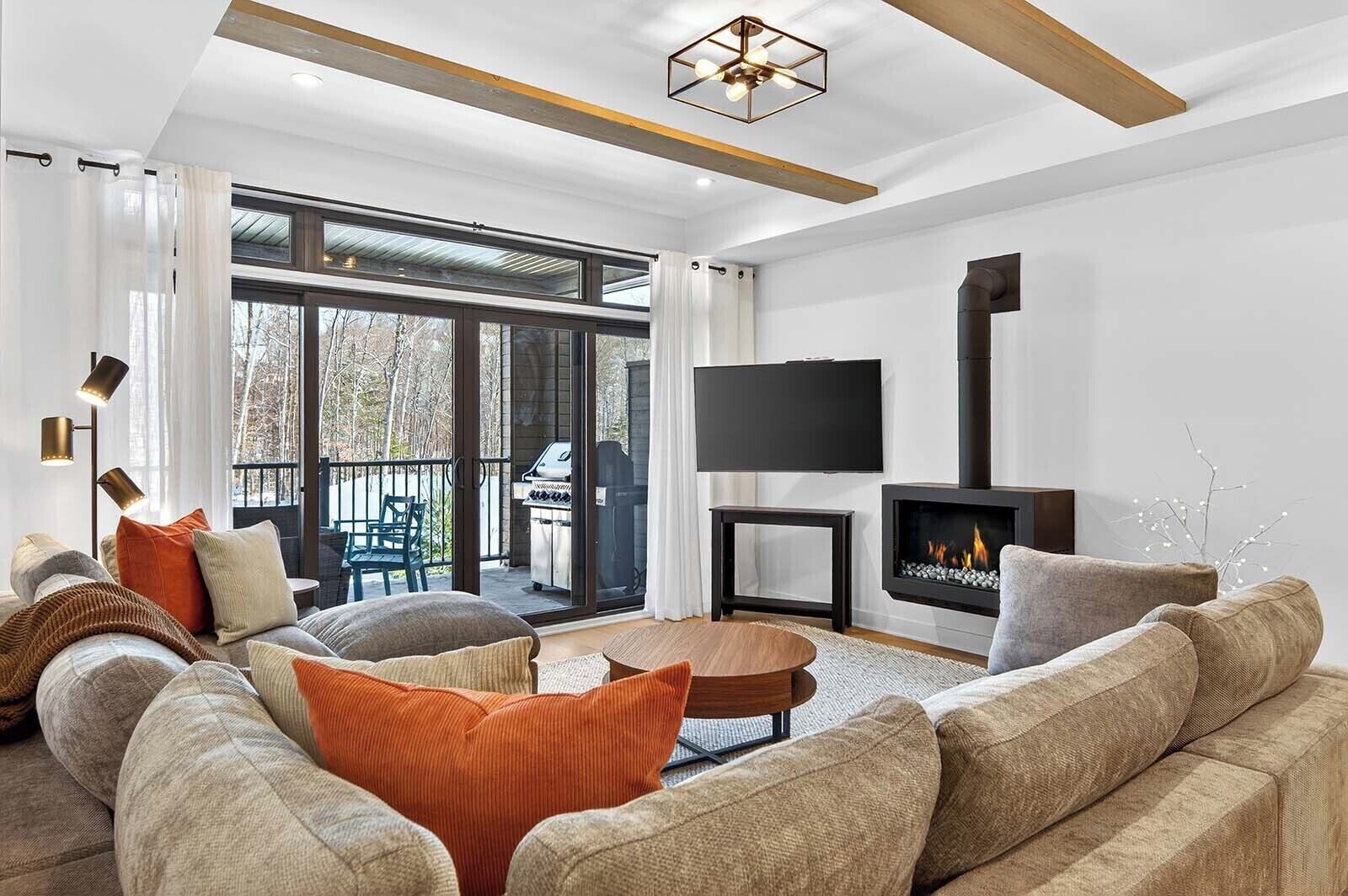 Condo Deluxe, vista a la montaña | Área de sala de estar