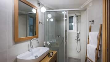 Luxury Penthouse, Balcony, City View | Bathroom | Bathrobes, slippers