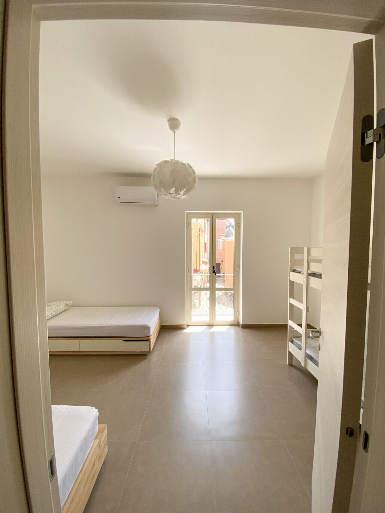 2 chambres, bureau, Wi-Fi, draps fournis