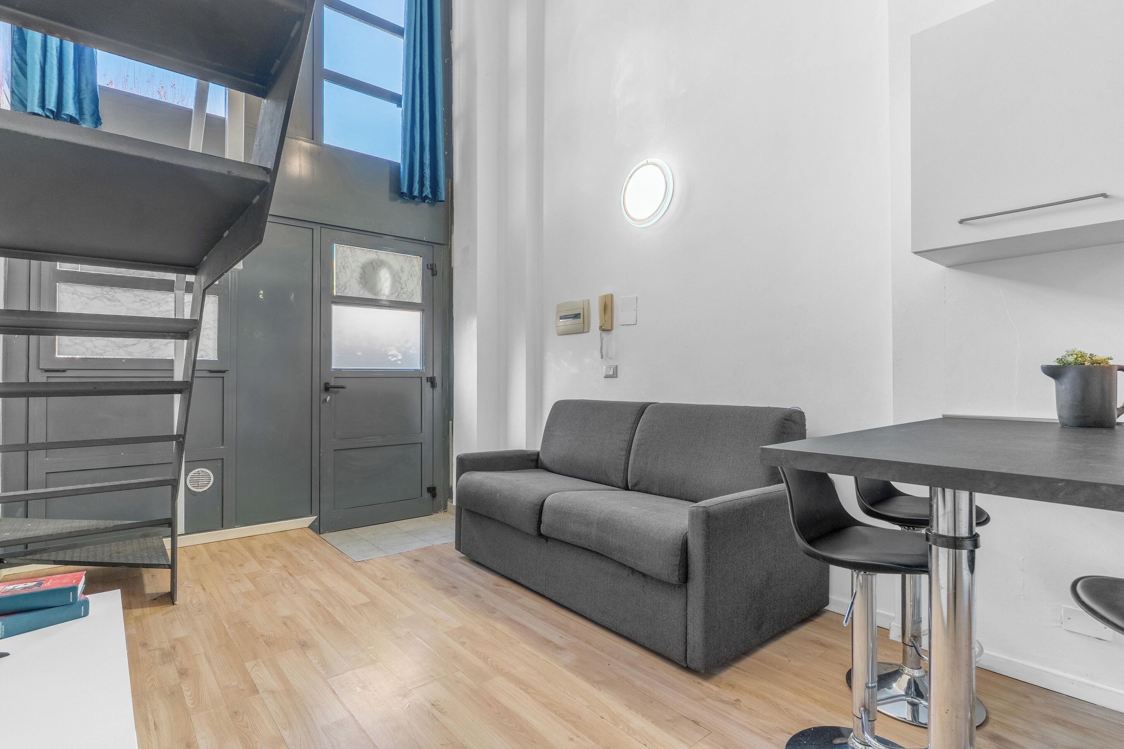 Duplex, Patio | Living area