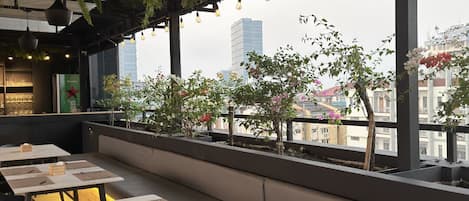 Petit déjeuner buffet compris tous les jours