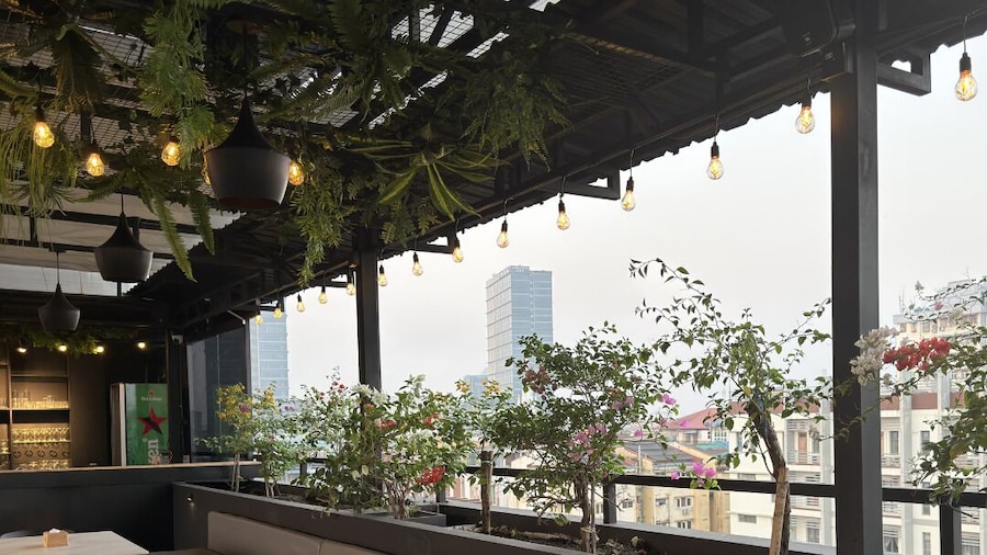 Green Star Hotel Yangon