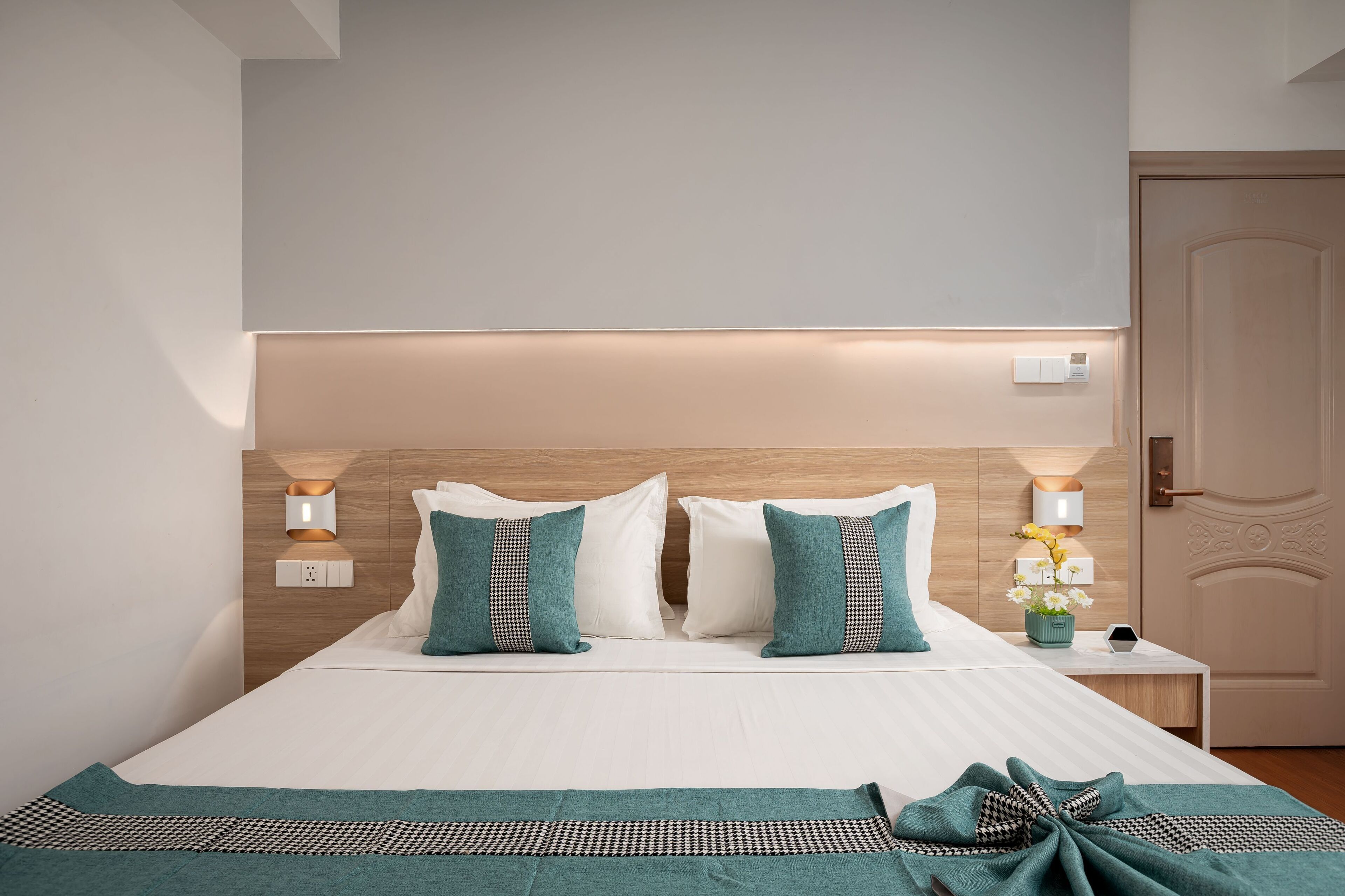 Superior Double Room, City View | Individually decorated, individually furnished, desk, laptop workspace